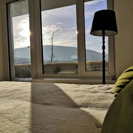 Five Star With Mountain View Lägenhet